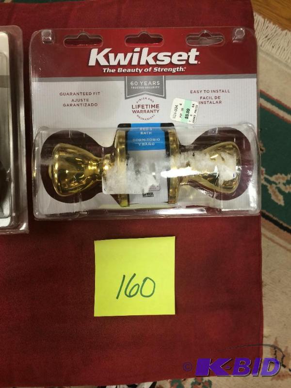 lot 160 image: Kwikset BedBath doorknob