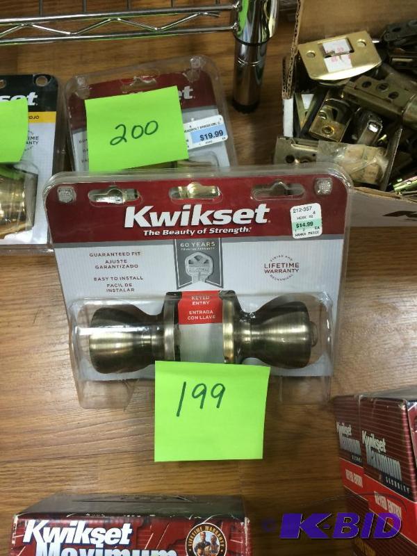 lot 199 image: Kwikset Keyed Entry Antique Brass