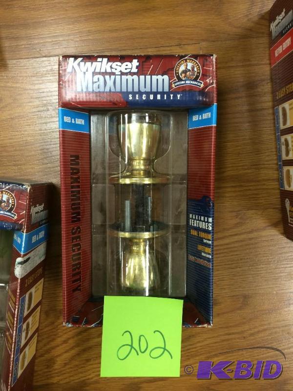 lot 202 image: Kwikset BedBath Bright Brass