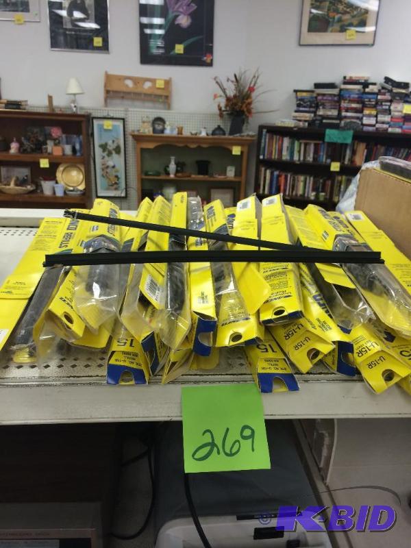 lot 269 image: Anco wiper blades