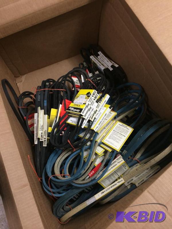 lot 322 image: large box of assorted v-belts