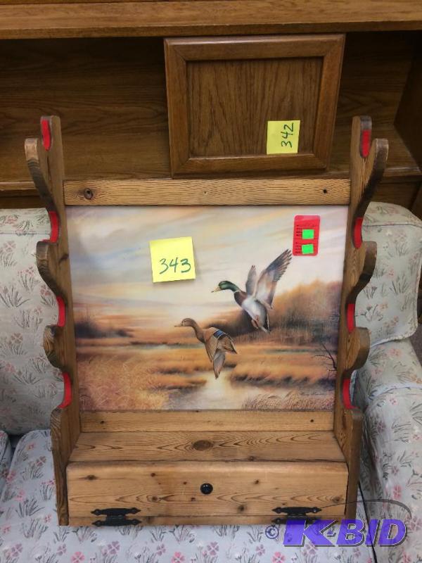 lot 343 image: mallard gun rack