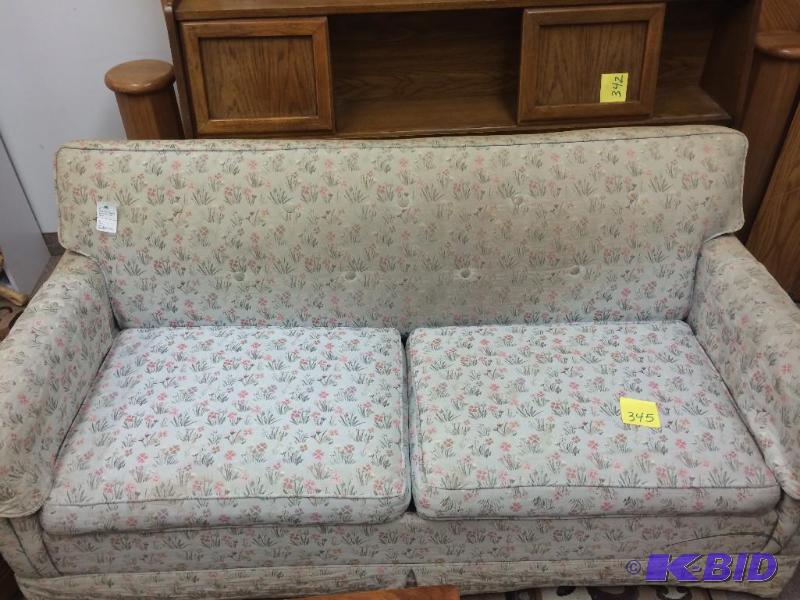 lot 345 image: sleeper sofa