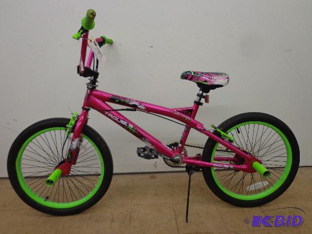 lot 4 image: BMX Peddle Bike   20" &quotTrouble"...