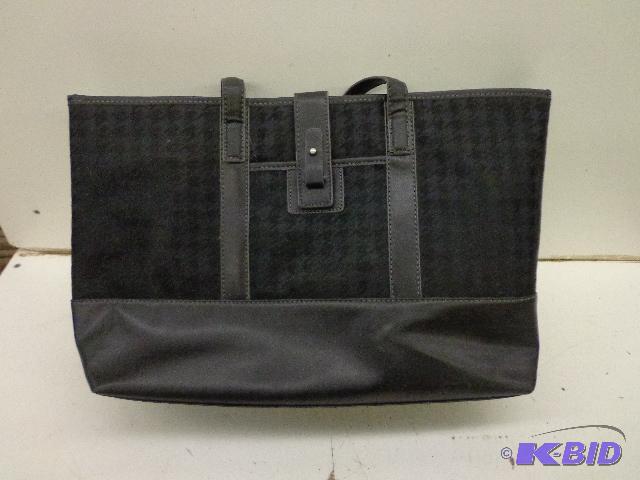 lot 45 image: Large Black Purse   Black Shoulder Purse with...