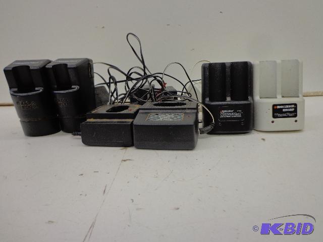 lot 92 image: Various Selection of Battery Charges   Black ...