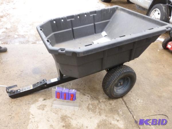 lot 12 image: Universal attachment dump cart. Heavy duty po...