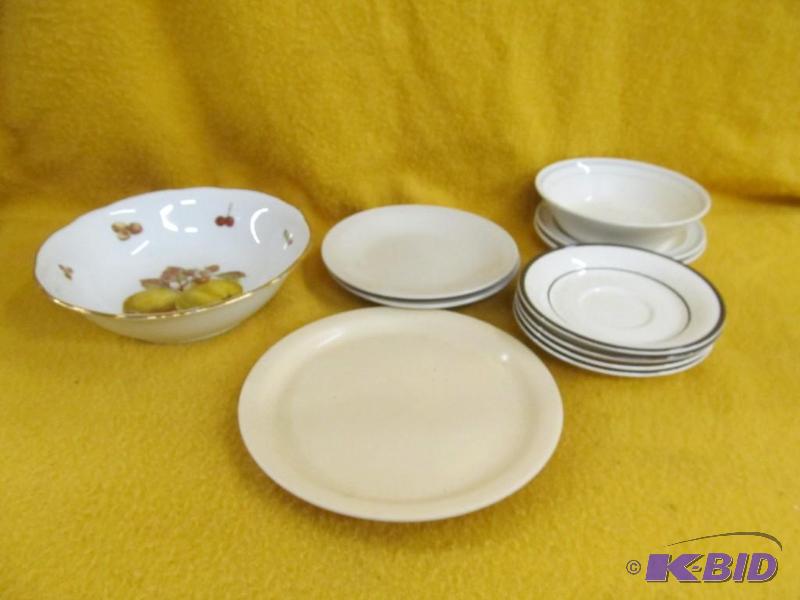 lot 111 image: Plates