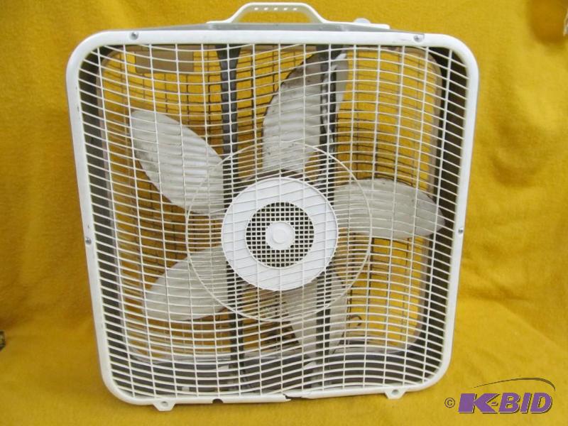 lot 127 image: fan