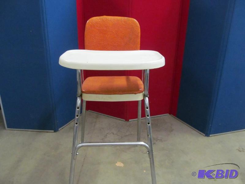 lot 158 image: chair