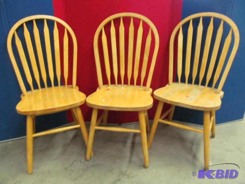 lot 160 image: chair