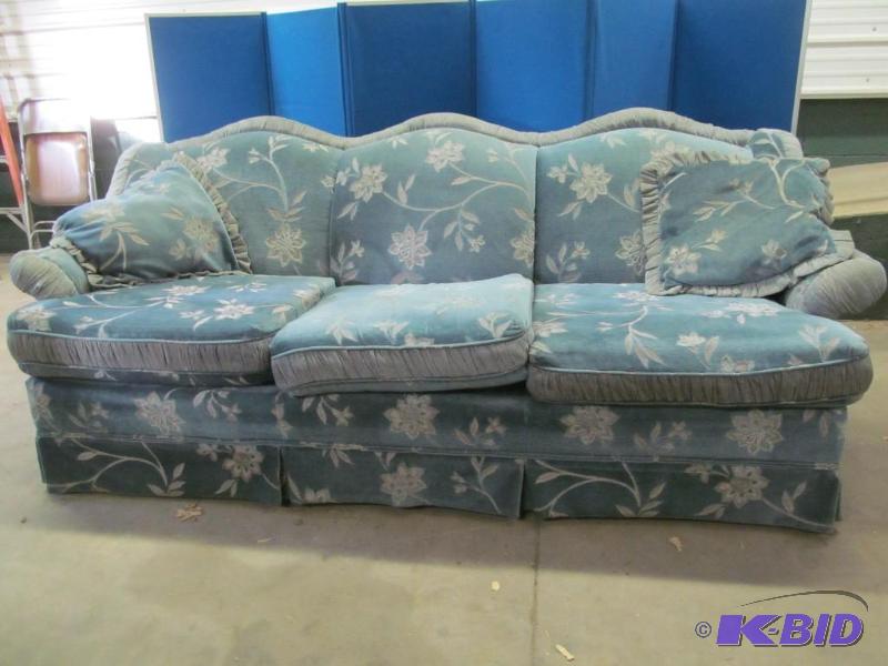 lot 167 image: couch