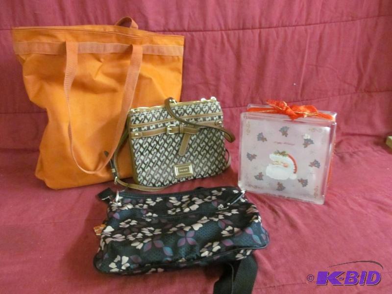 lot 181 image: Bags