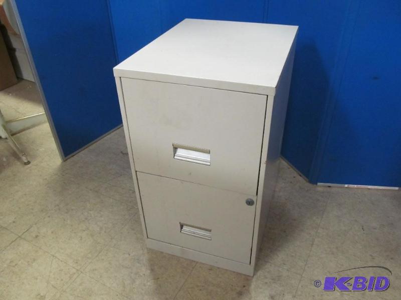 lot 209 image: file cabinet