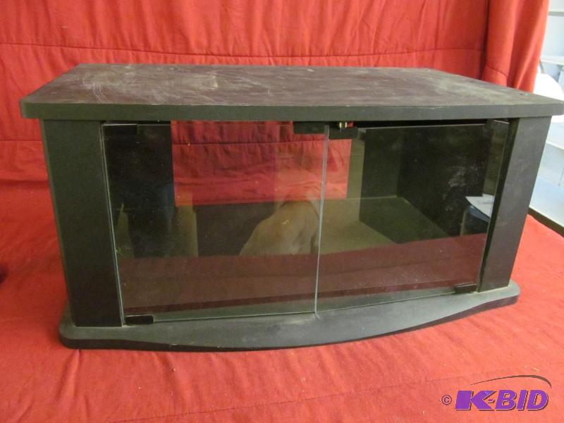 lot 210 image: TV stand