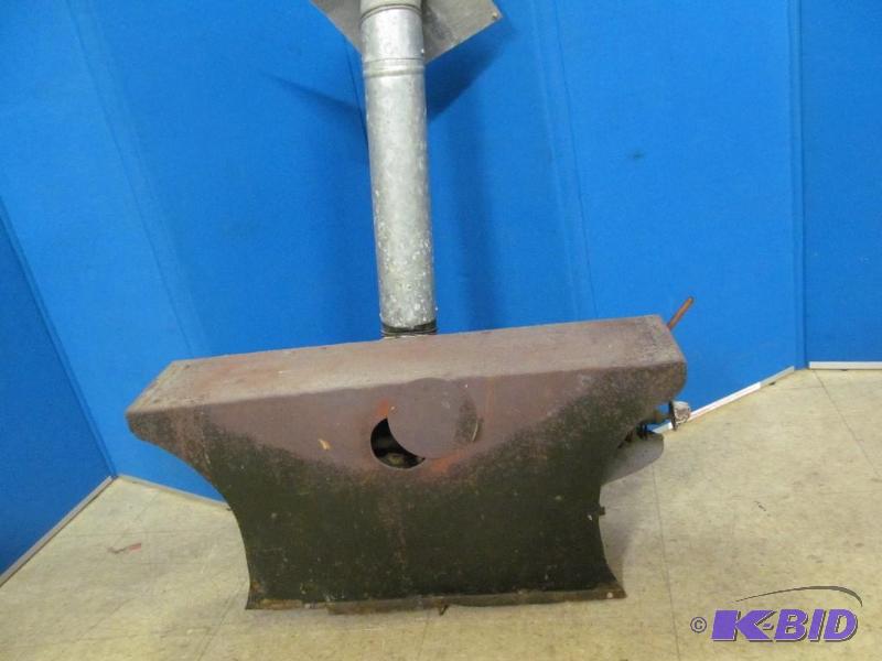 lot 213 image: heater