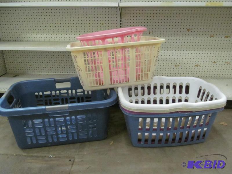 lot 32 image: basket