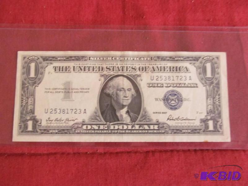 lot 4 image: Currency