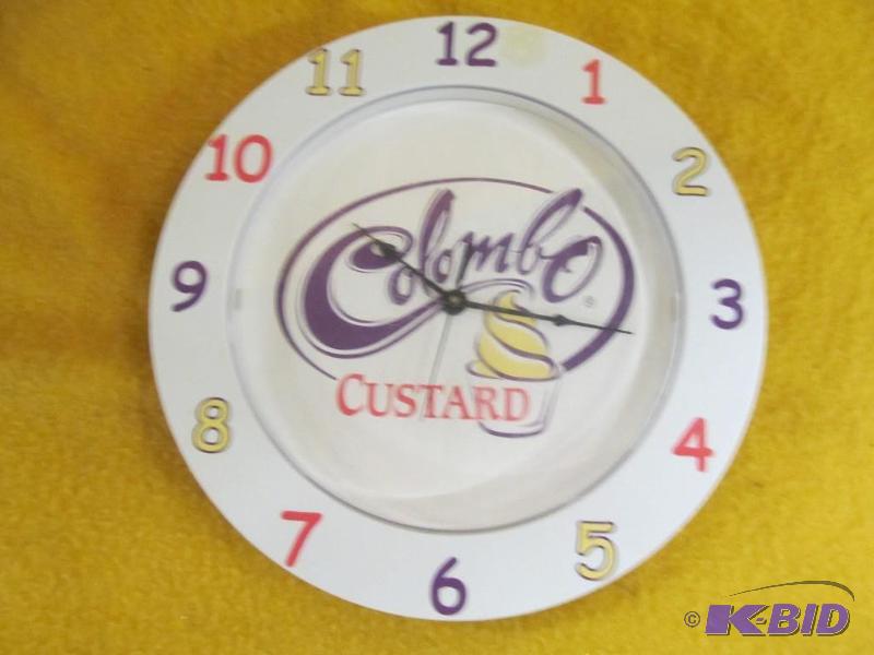 lot 61 image: clock