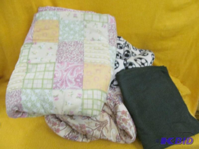 lot 69 image: blanket