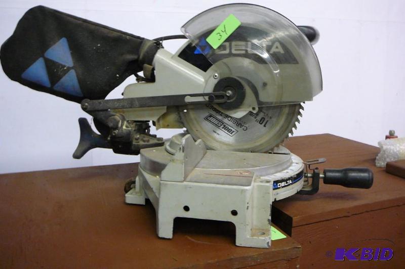Delta 10&quot Compound miter saw with Blade ...