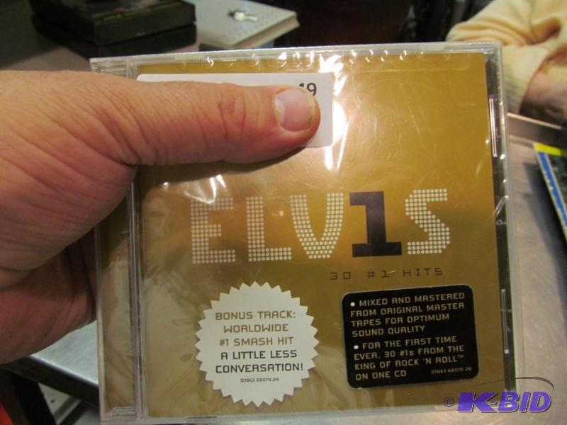 ELVIS CD -- 30 #1 hits
