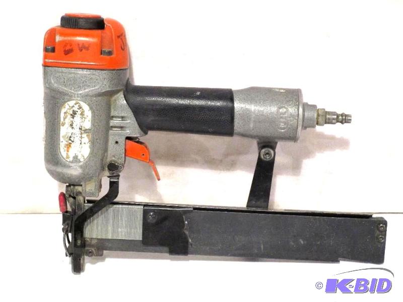 lot 12 image: Paslode N18-150 1-12 Narrow Crown Finish Stapler