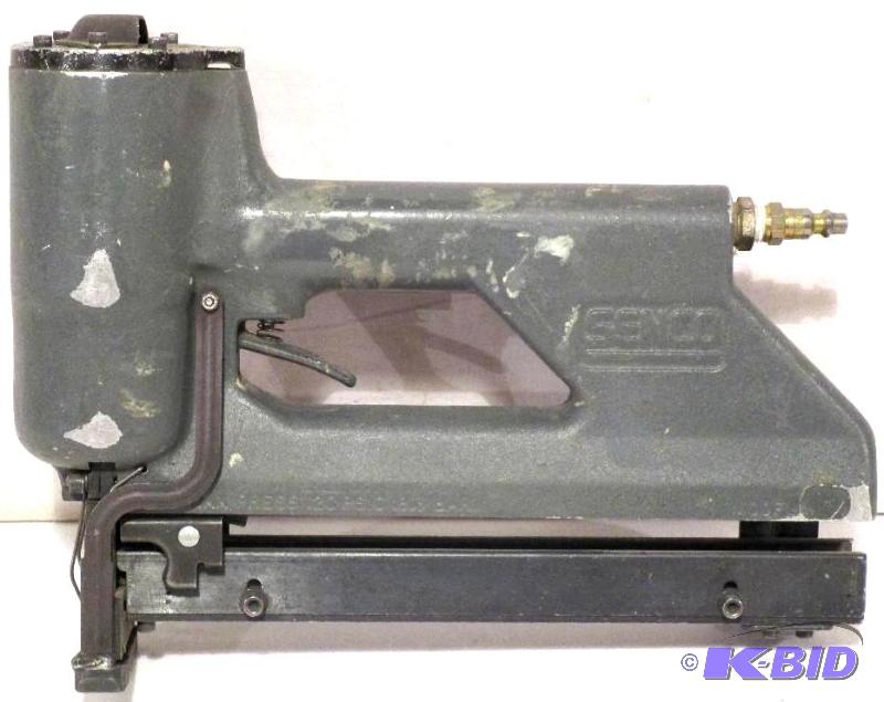 lot 13 image: Senco SC2 Corrugated Fastener Tool
