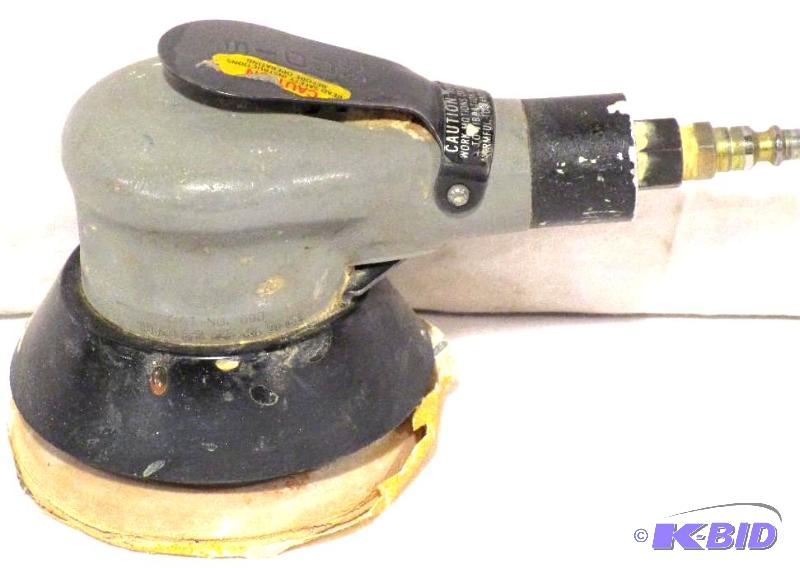 lot 15 image: Sioux Tools - PS690 - Air Orbital Palm Sander