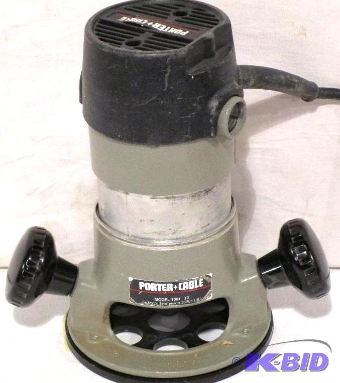 lot 18 image: PORTER-CABLE 690LR 11-Amp Fixed-Base Router