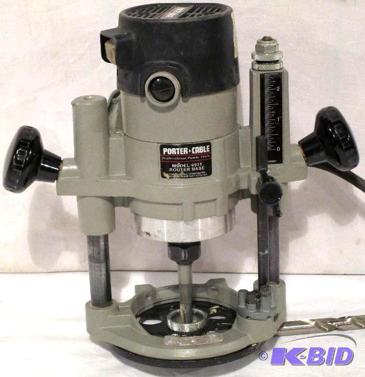 lot 19 image: PORTER-CABLE 693LRPK 1-34 HP Fixed Router and Plunge Base