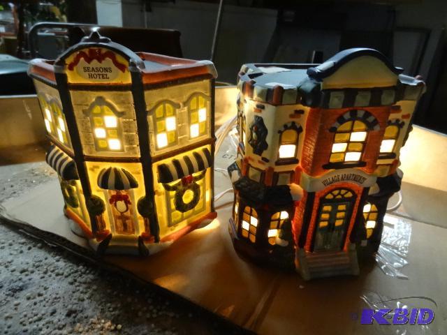 lot 11 image: Grandeur Noel. Village Noel. Collectible 2 Pi...