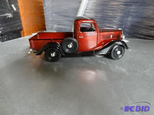 lot 115 image: 1937 Ford Pickup 124...