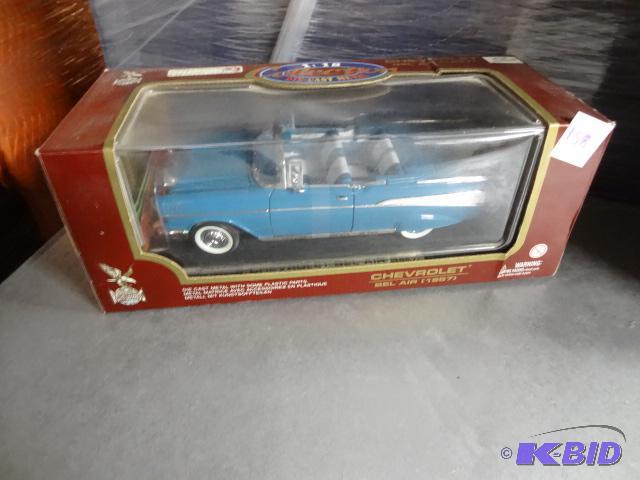 lot 158 image: Road Ledgends 1957 Chevrolet Belair 118...