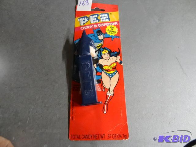 lot 168 image: Batman Pez Dispenser...