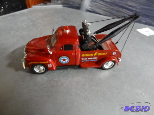 lot 198 image: 1953 Chevy 3100 Wrecker 138...