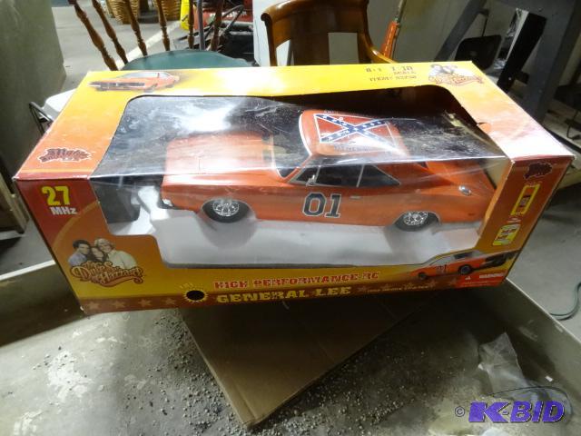 lot 30 image: General Lee 110 Scale Remote Control Car...