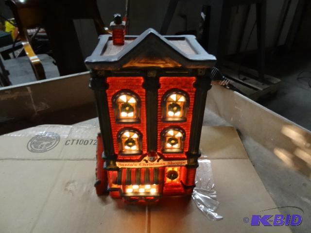 lot 5 image: Dickensen Keepsake Porcelain Lighted House...