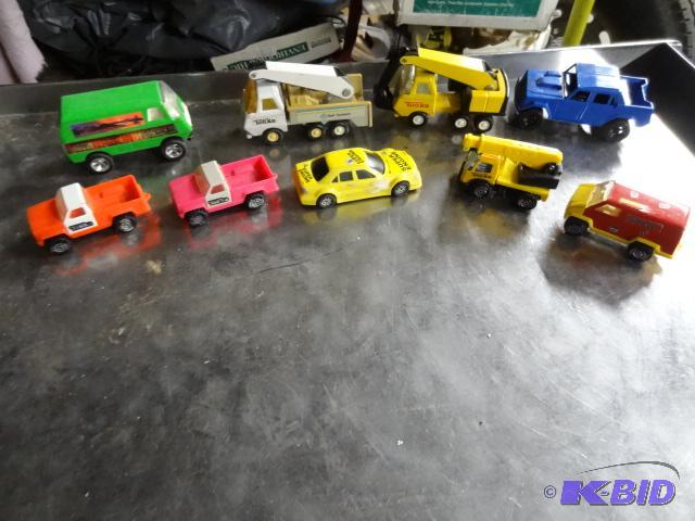 lot 61 image: Misc Tonka Vehicles...