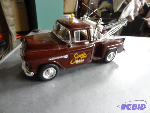 lot 89 image: 1955 Chevy Step Wrecker 124...