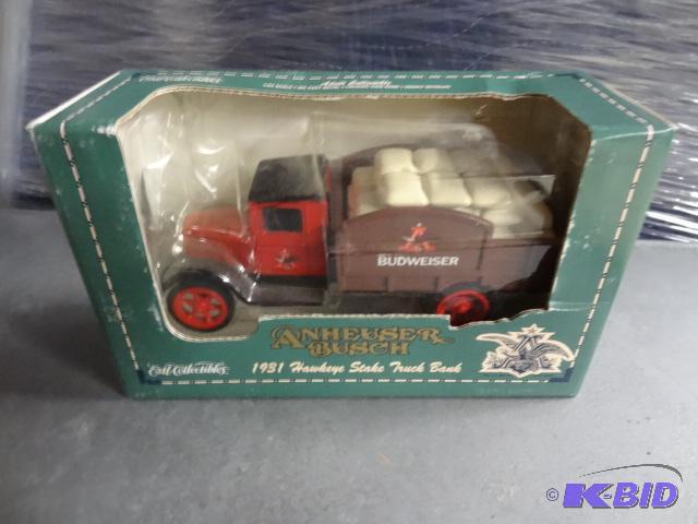 lot 97 image: Ertl Anheuser Busch 1931 Hawkeye Truck Bank...