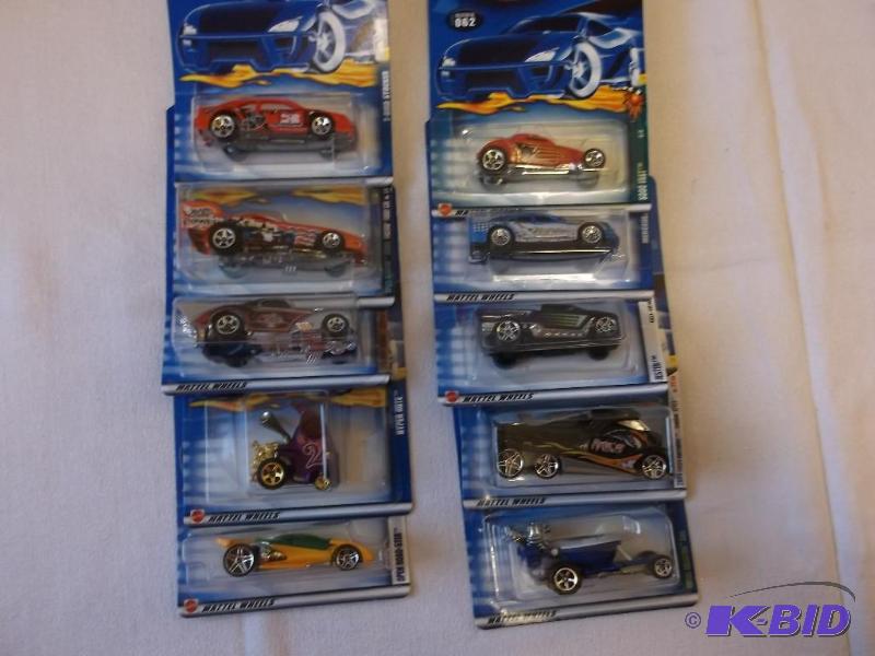 Nice lot of 10 Hot Wheels new in package....