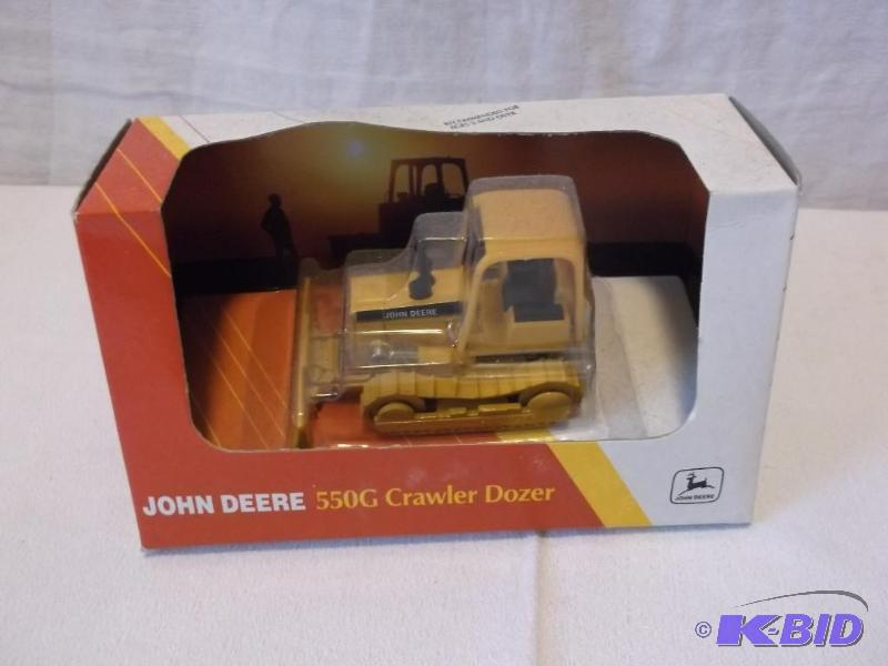 John Deere 164 scale 550G crawler dozer like...