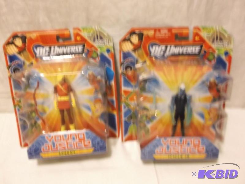 DC Universe Young Justice action figures Spee...