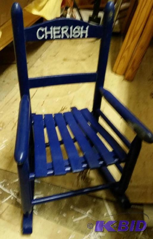 Childrens rocker, in great condition as show...