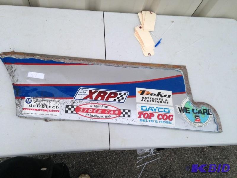 lot 104 image: Nascar Sheet Metal from Staff America Car