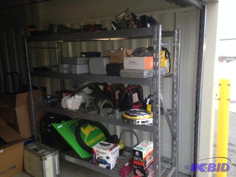 lot 115 image: Shelving unit with adjustable Shelves