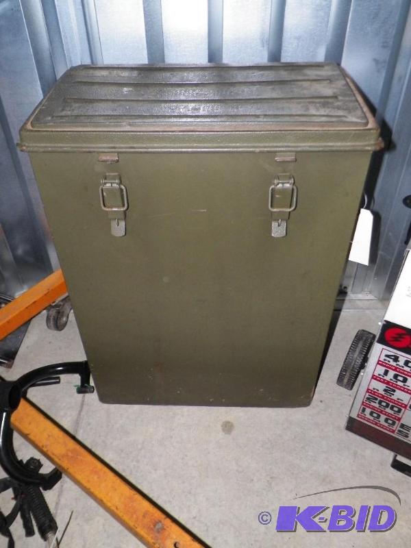 lot 20 image: German Military Storage Box