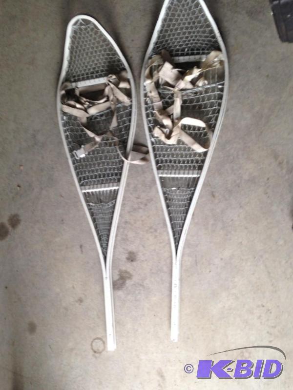 lot 37 image: Pair of Military Magnesium Snow Shoes with Bindings