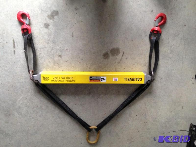 lot 41 image: Caldwell 7000 Battery Lifting Beam